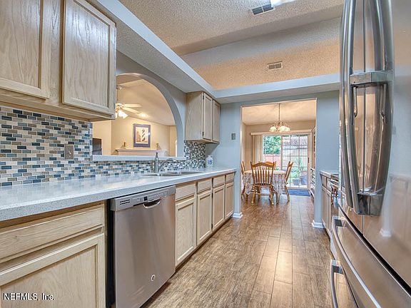 3rd image of 7933 Campbell Town Ct