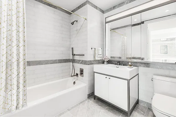 Rented by Compass | media 26