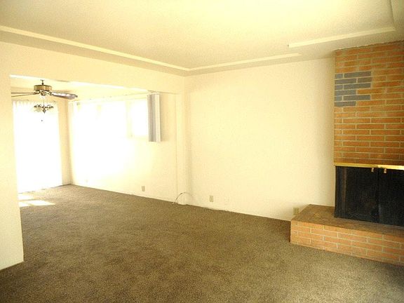 4th image of 133 N Victoria Ave