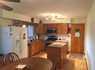 105 Barnes Dr, Tallmadge, OH 44278
