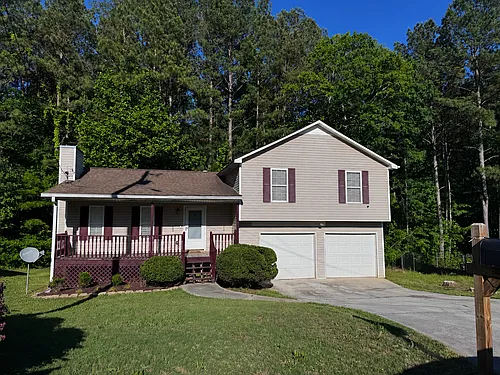 630 Meadows Ct Photo 1