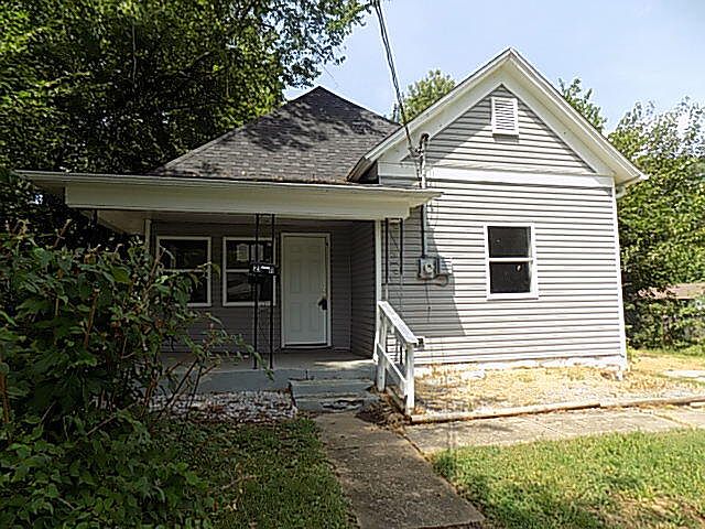 1st image of 2111 N Newton Avenue