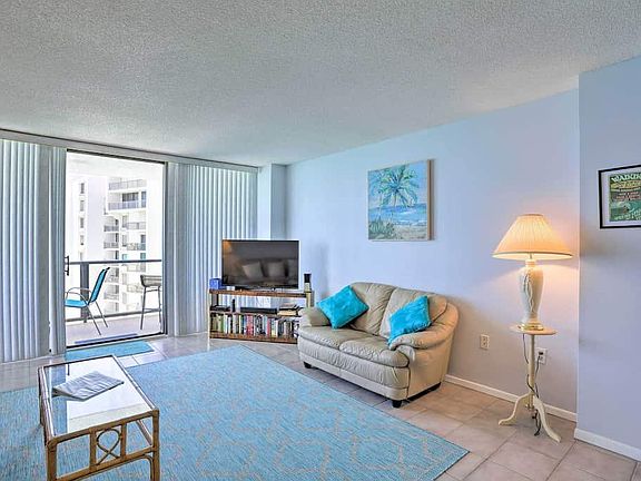 3rd image of 450 S Gulfview Blvd APT 1503