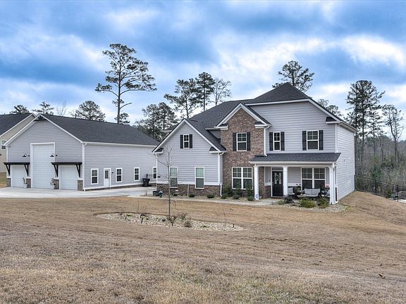 2nd image of 422 Yaun Rd