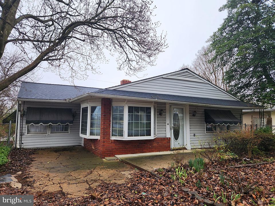1st image of 21 Martindale Dr