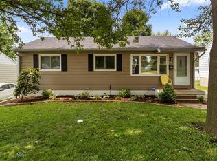 9521 Port Dr, Saint Louis, MO