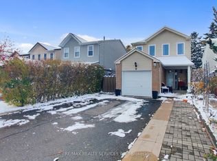 9 Malabar Cres, Brampton, ON L6S3X6