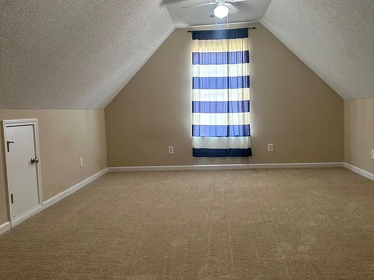 404 Gibson Forest Dr — Photo 17