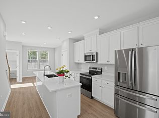 3738 District Dr, Woodbridge, VA 22193