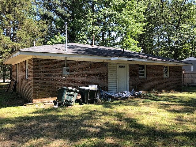2nd image of 312 Swift Rd
