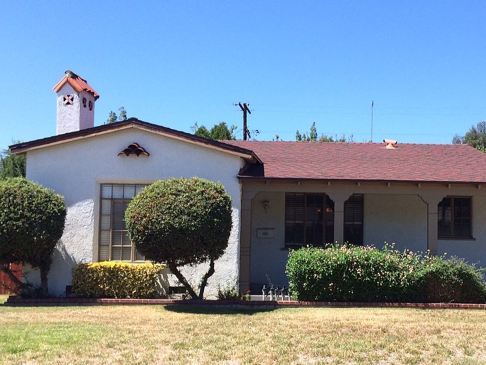 1st image of 2776 Genevieve St