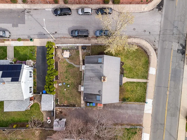 306 Riverside Ave #LEFT — Photo 9