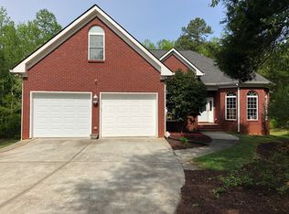 1090 Hunters Crossing Ln, Monroe, GA 30656