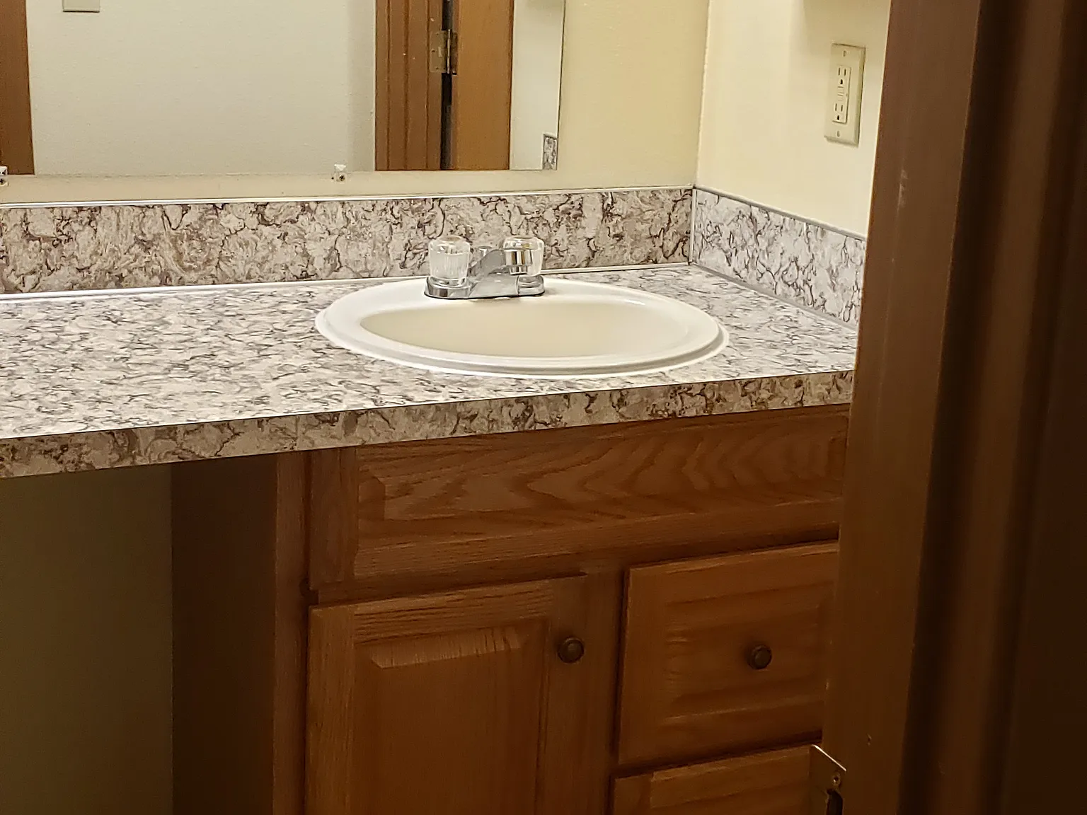 ARBORCREST APARTMENTS — Photo 3