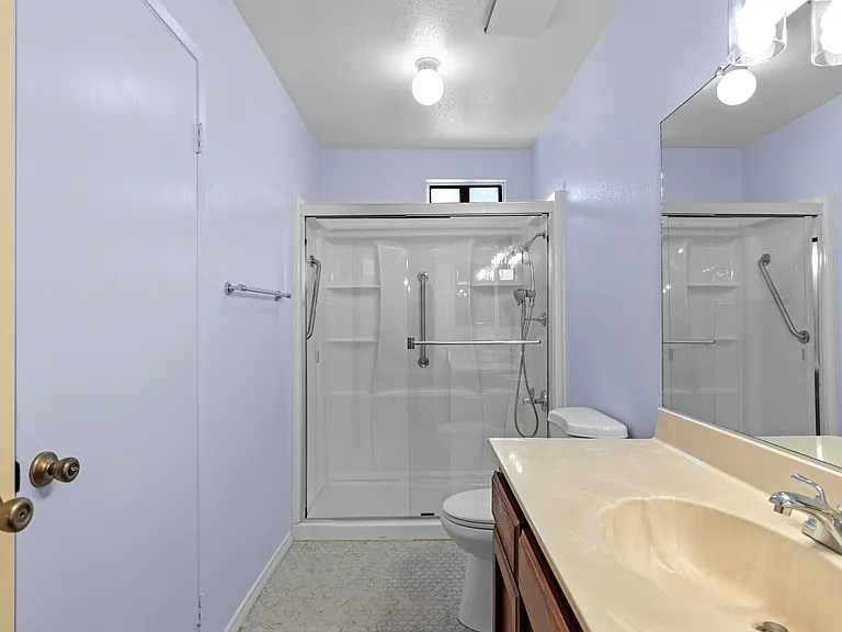316 Monterey Dr — Photo 21