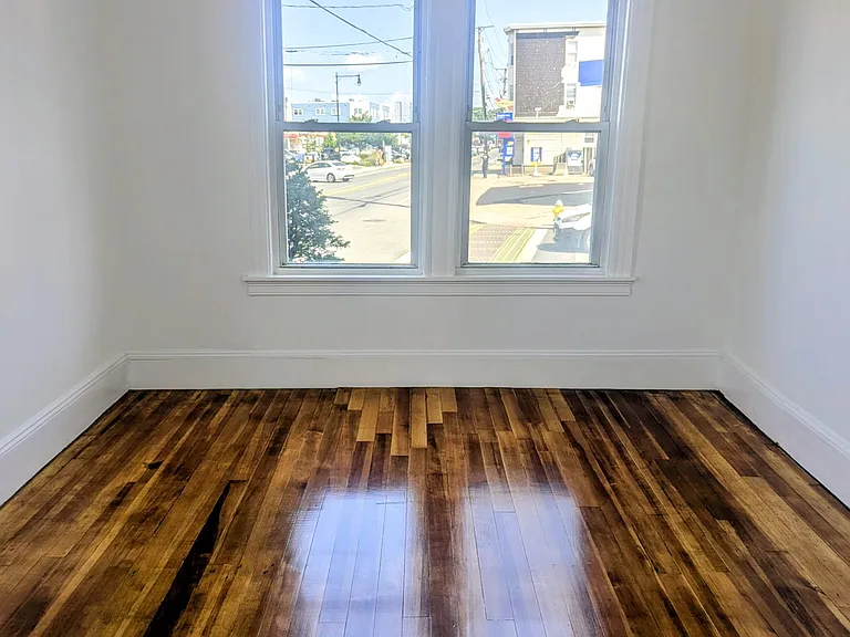 101 Ocean Ave #1R — Photo 7