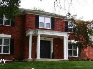 427 Holly Terrace Ct, Ballwin, MO 63011