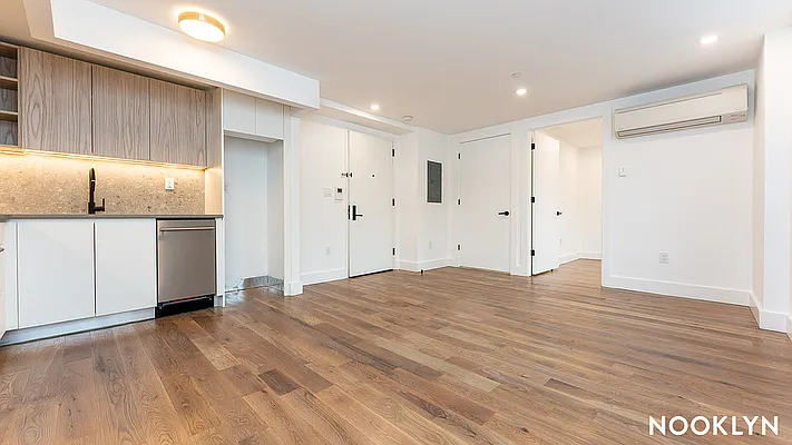 Rented by Nooklyn NYC LLC | media 4