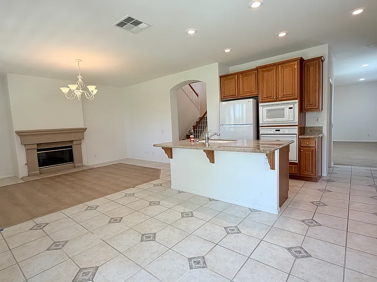 31444 Pennant Ct — Photo 12