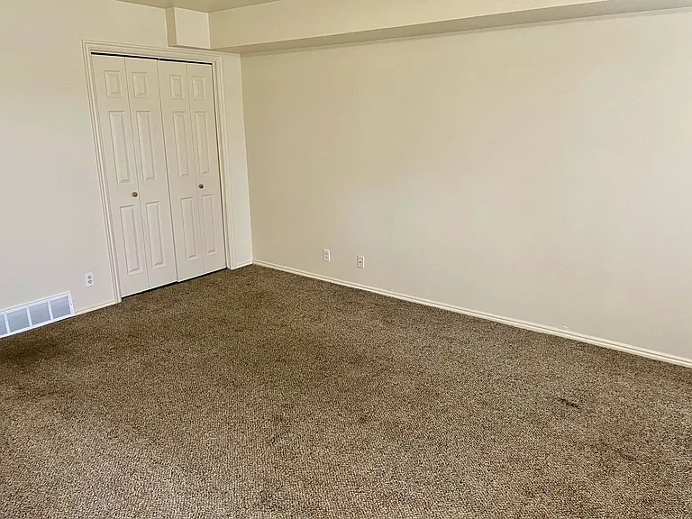 1427 W 1650 N #7 — Photo 2