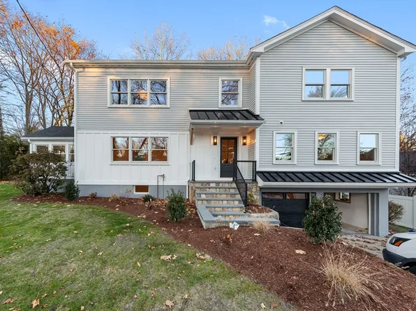 9 S Gtwy, Winchester, MA 01890