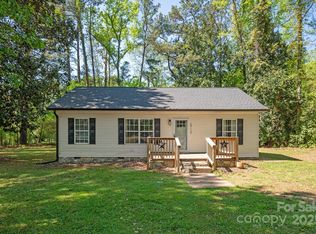 3713 Capricorn Rd, Lancaster, SC 29720