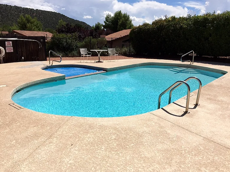 250 Sunset Dr #19 — Photo 10