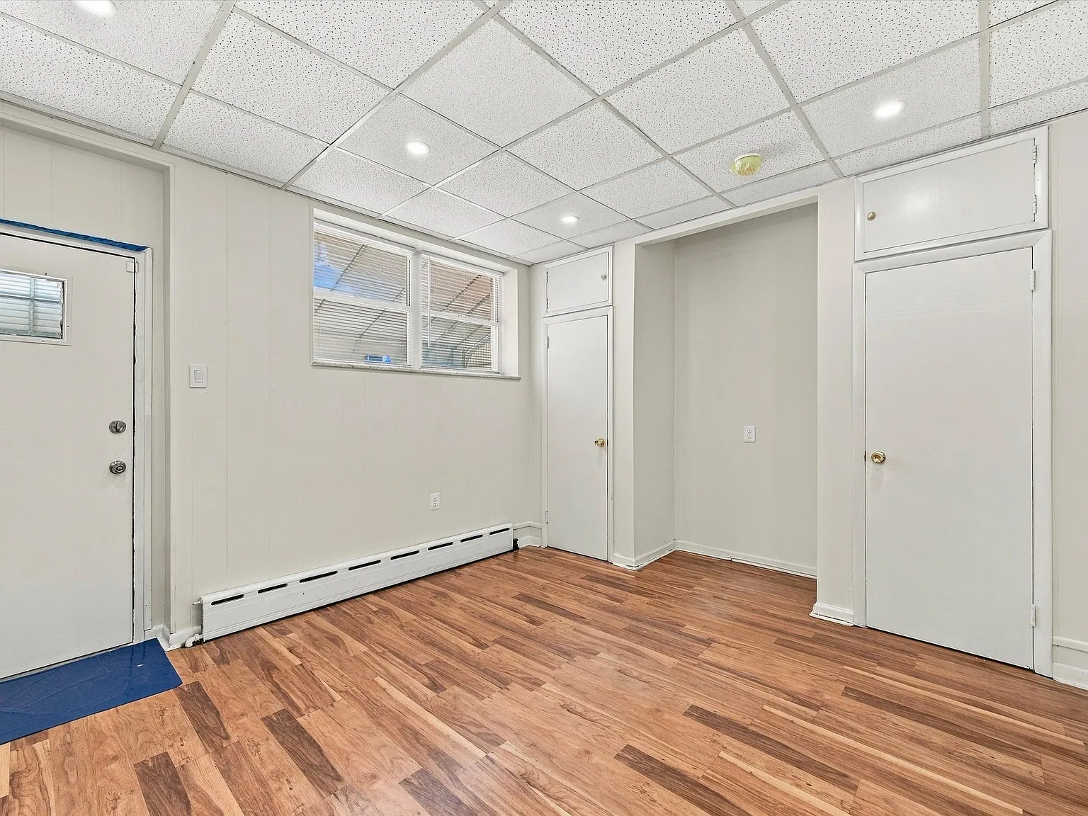 3 bed, 1.5 bath, 900 sqft, $1,800 — Photo 4