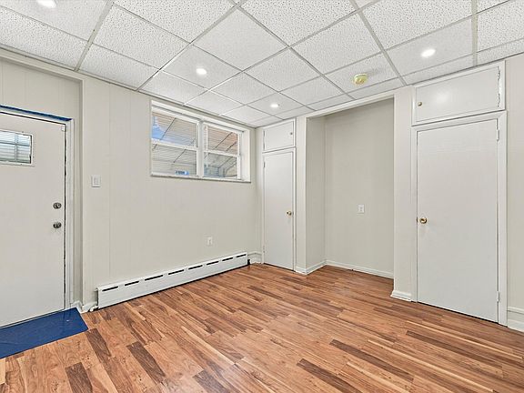 4th image of 2951 S 15th St #1
