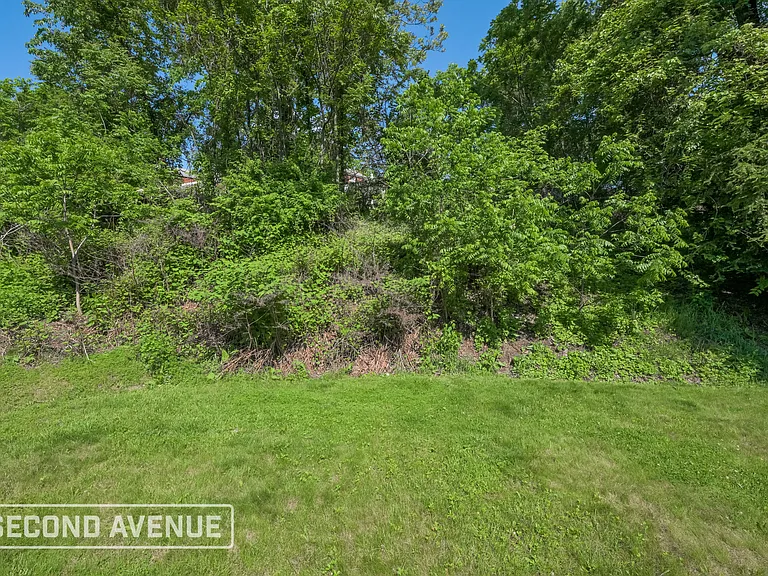 127 Stowe Dr — Photo 21
