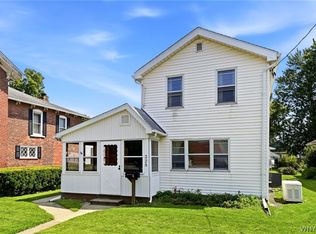 328 Walnut St, Lockport, NY 14094