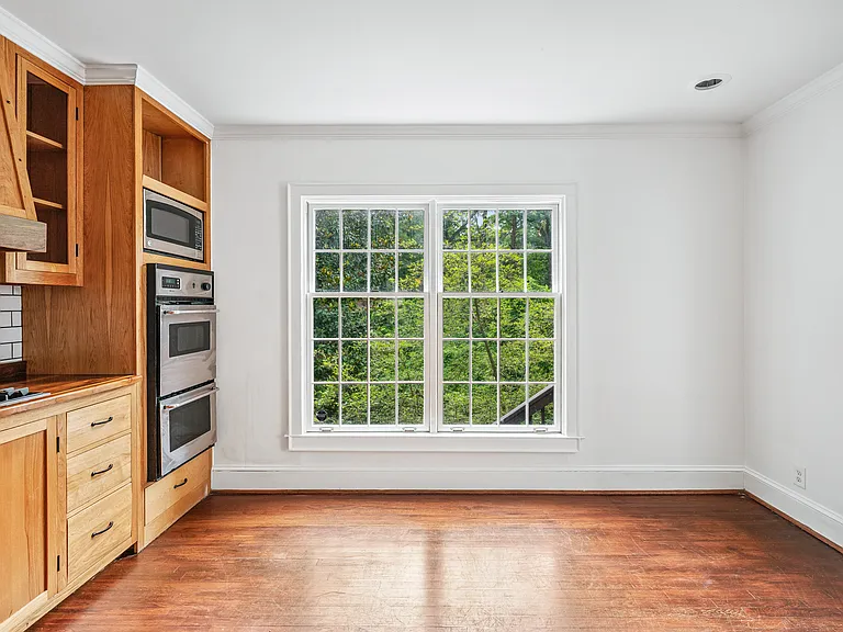 2867 Lookout Pl NE — Photo 13