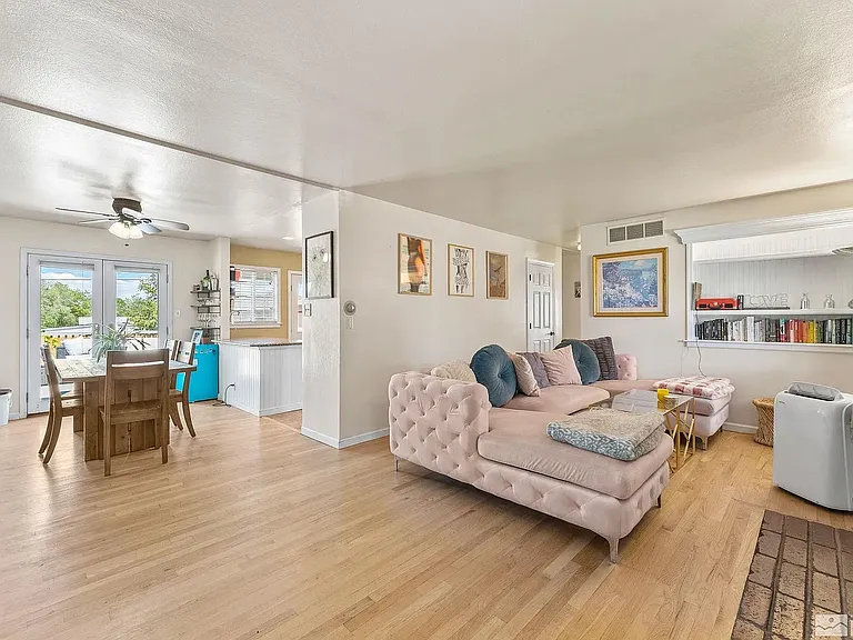 1040 Munley Dr — Photo 7