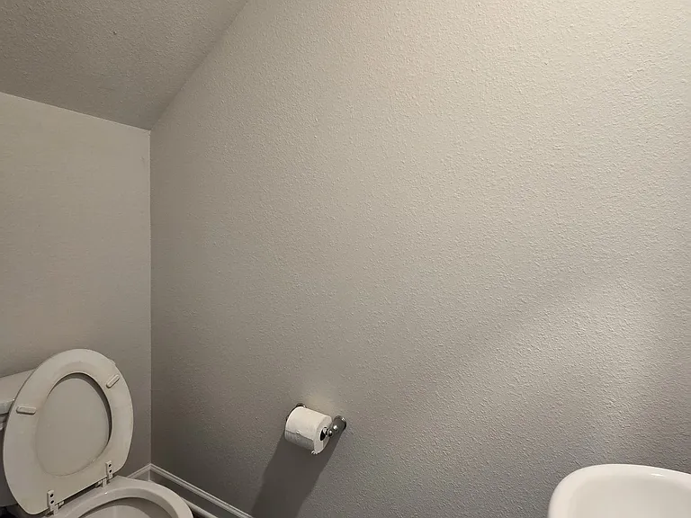 4623 Hazelburn Dr — Photo 2