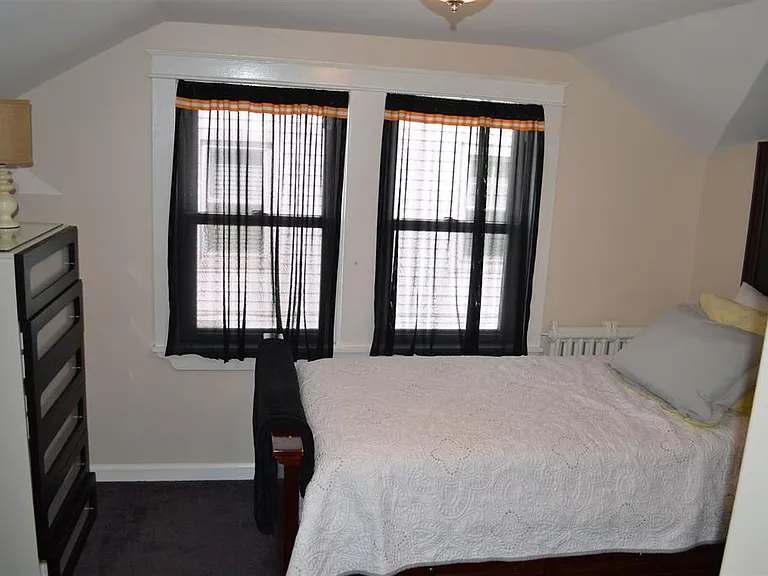 22 N Buffalo Ave — Photo 26
