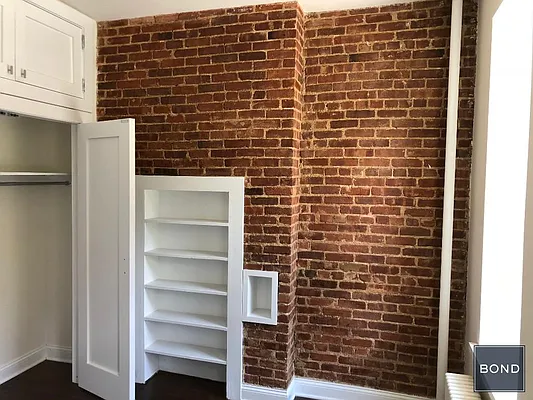 Rented by Bond New York | media 53