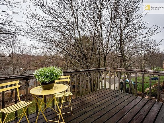 Large deck for entertaining.