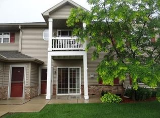 7120 Parkside Ln, Racine, WI 53406