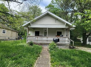 2141 N Travis Ave, Springfield, MO 65803