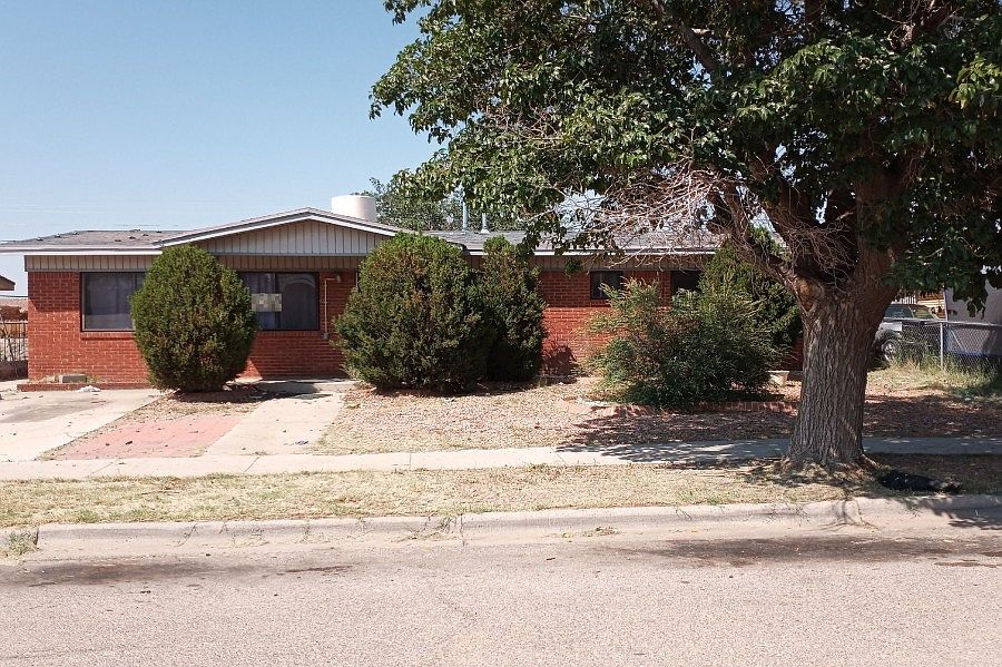 1st image of 5821 Sturgeon Dr