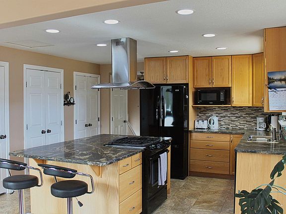 5th image of 49208 Range Road 84