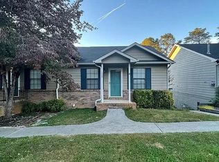 608 Shadywood Ln, Knoxville, TN 37923