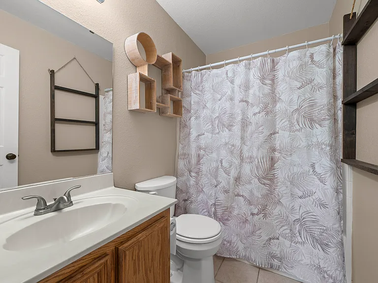 3903 Thunder Creek Dr — Photo 17