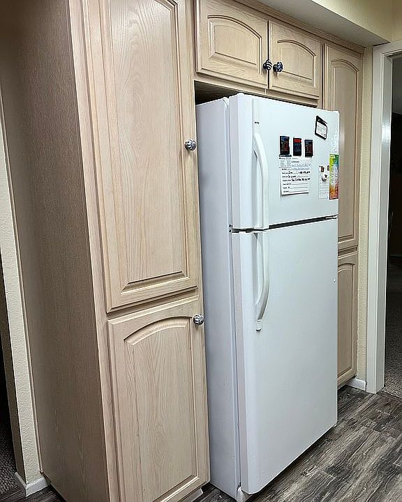 1st image of 453 S Parkcrest Unit 415