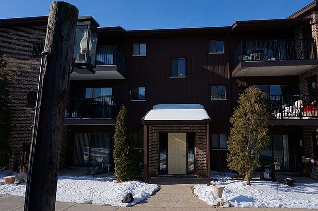 1st image of 59 W 64th St APT 304