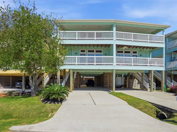 709 N Bayshore Dr, La Porte, TX 77571