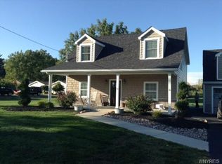 8310 Lockport Rd, Niagara Falls, NY 14304