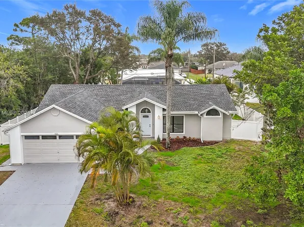 521 SW Rabbit Ave, Port Saint Lucie, FL 34953