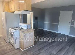 231 Loma Ave APT 14, Long Beach, CA 90803
