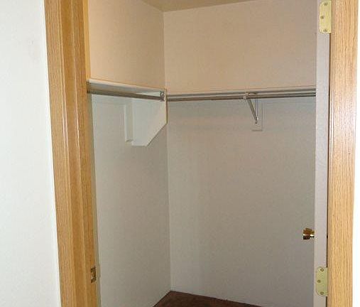 2nd image of 2367 Merrill Ave